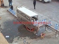 优质全自动玻璃水灌装机 提升农副产品加工效率的明智之选